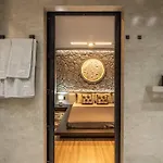 Studio Palace!
